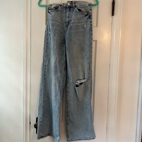 H&M High Waisted Wide Leg Jeans - Picture 4 of 5